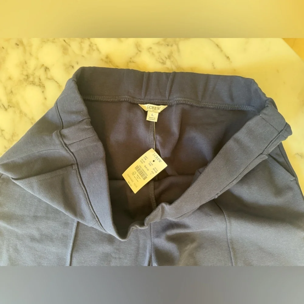 NWT J. Crew Navy Blue Pintuck Sweatpants L 1” seam separation in back easy fix